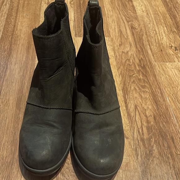 Black Sorel Joan Artic Boots - Picture 2 of 5